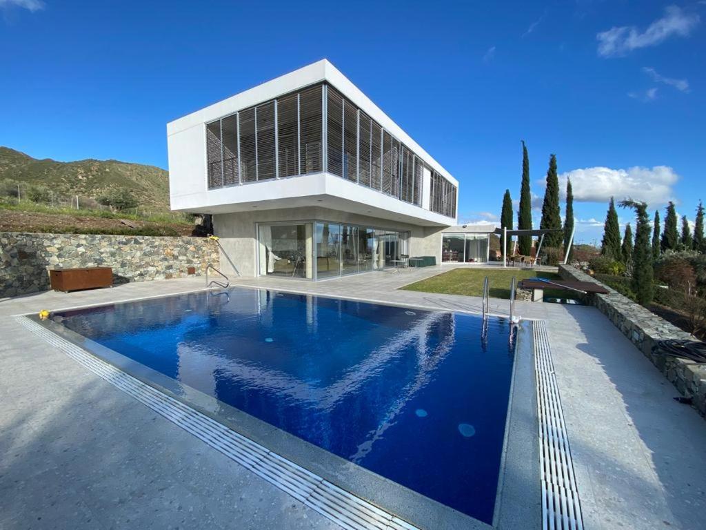 Luxury Villa Pluto Stunning Mountain Views Ora Exterior foto